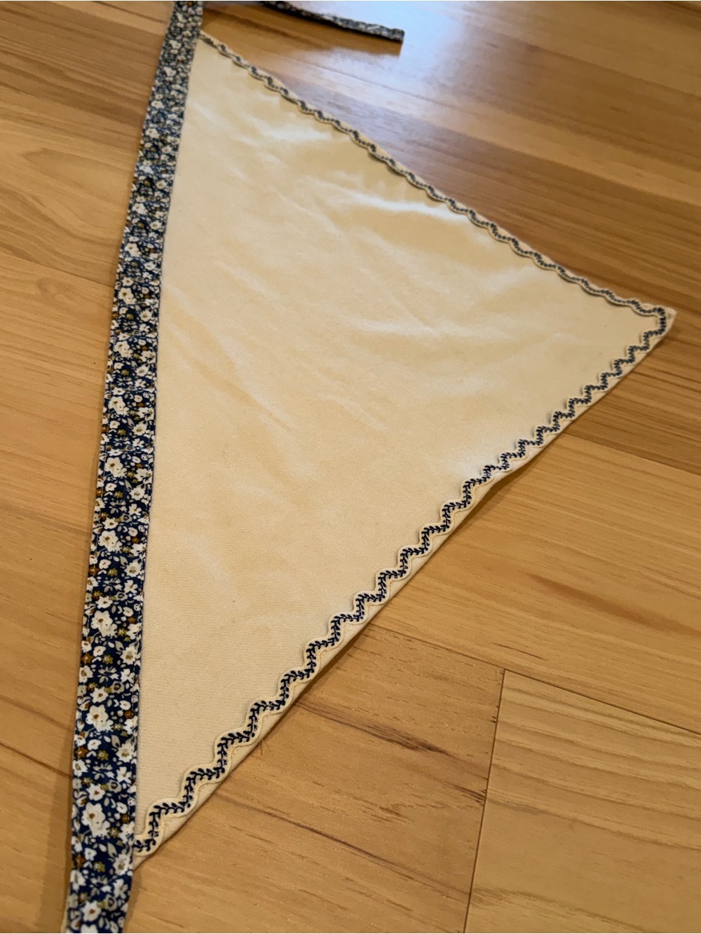 Cottagecore Wool Hair Scarf Bandana - Picture 4 of 7